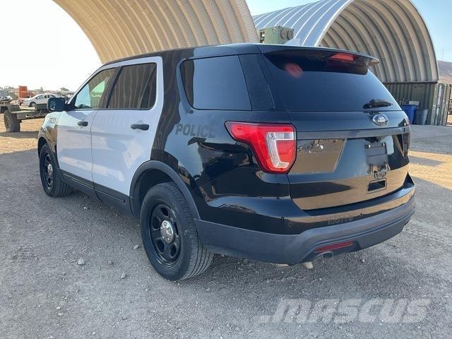 Ford Explorer Automobili