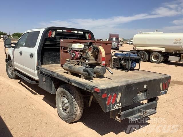 Ford F-250 Kamioni sa otvorenim sandukom