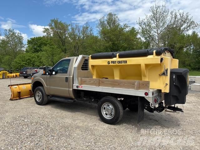 Ford F-250 Sniježne daske i  plugovi