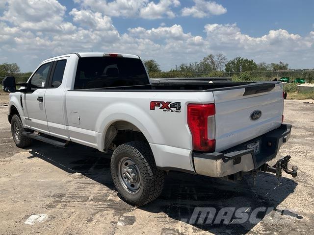 Ford F-250 Ostalo