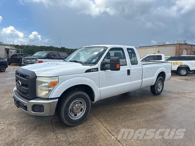 Ford F-250 Ostalo