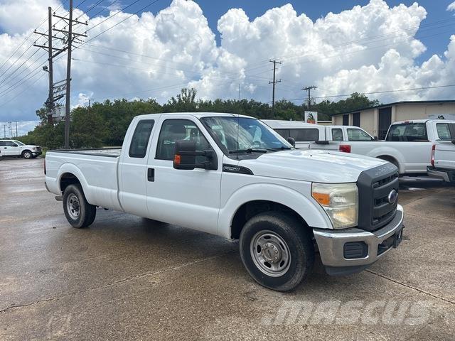 Ford F-250 Ostalo