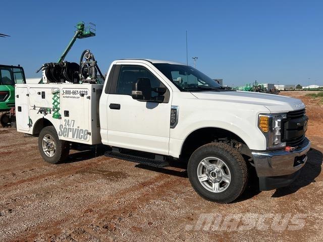 Ford F-250 Komunalna vozila