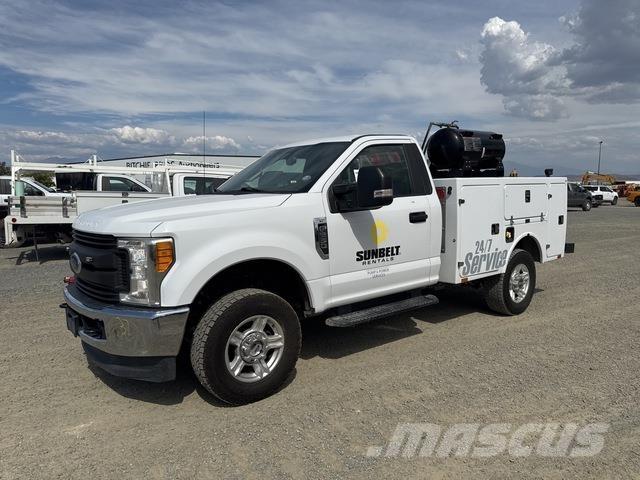 Ford F-250 Komunalna vozila