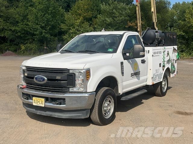 Ford F-250 Komunalna vozila