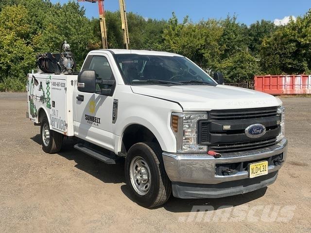 Ford F-250 Komunalna vozila
