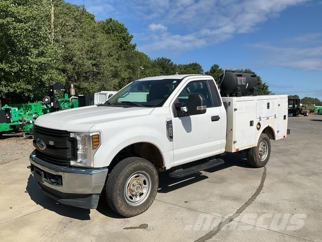Ford F-250 Komunalna vozila