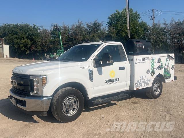 Ford F-250 Komunalna vozila
