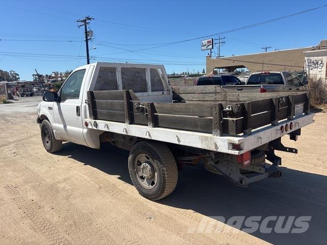 Ford F-250 Kamioni sa otvorenim sandukom