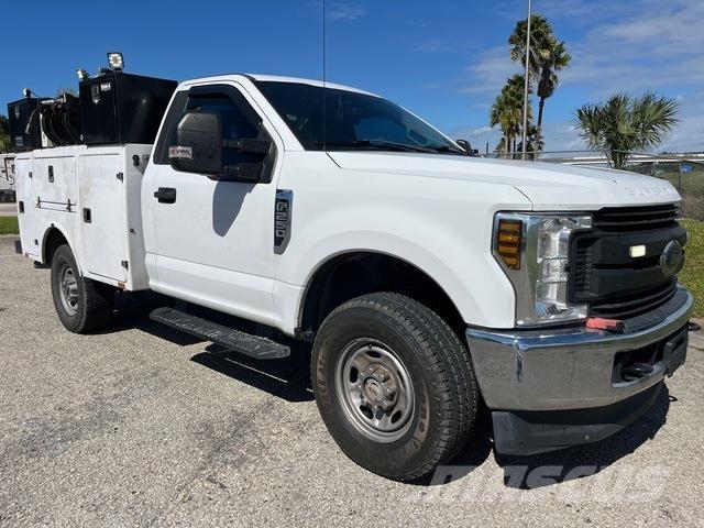 Ford F-250 Komunalna vozila