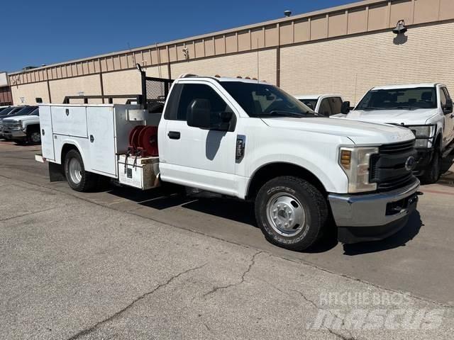 Ford F-350 Kiperi