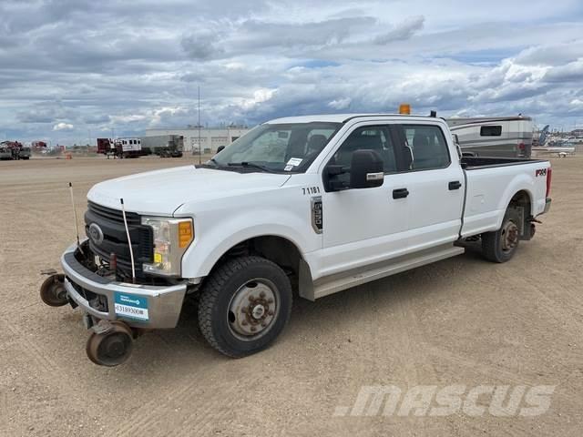 Ford F-350 Ostalo