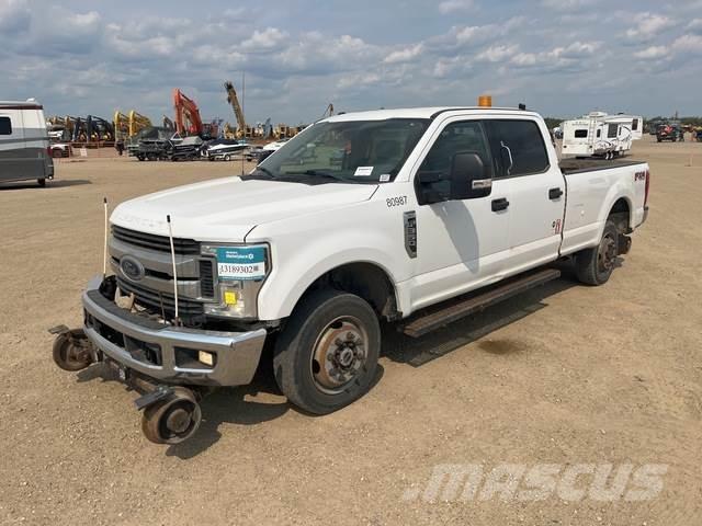 Ford F-350 Ostalo
