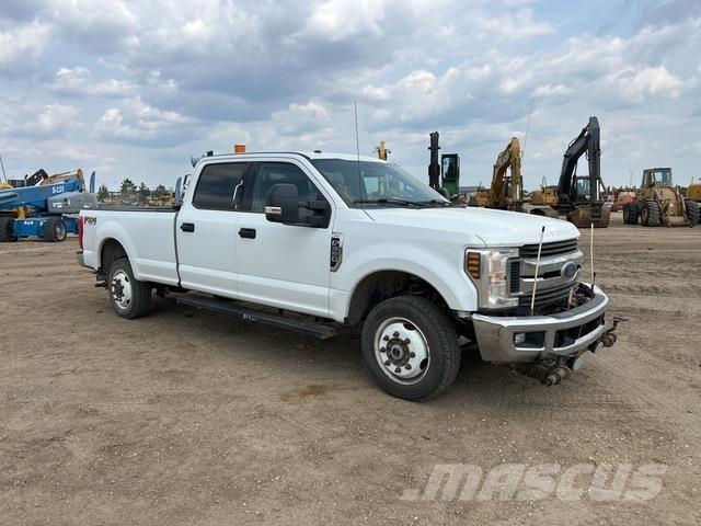 Ford F-350 Kiperi