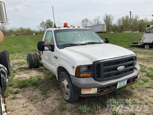 Ford F-350 Kabine i unutrašnjost