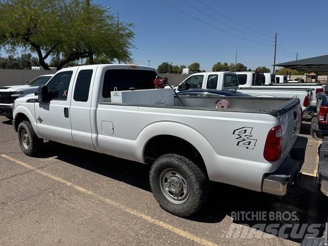 Ford F-350 Ostalo