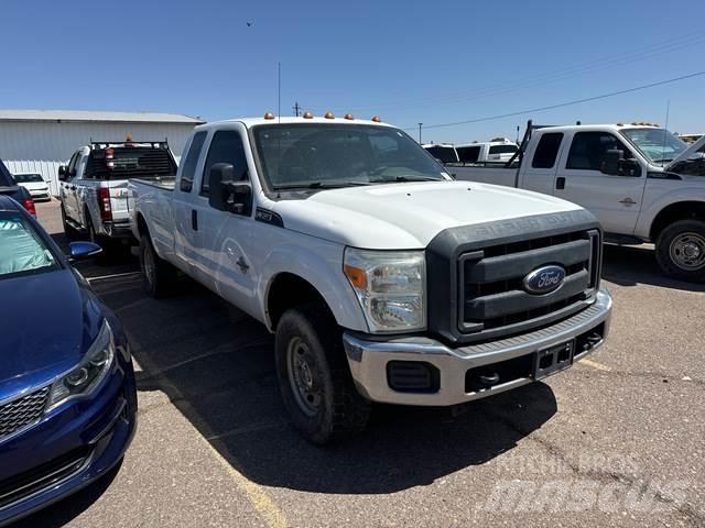Ford F-350 Ostalo