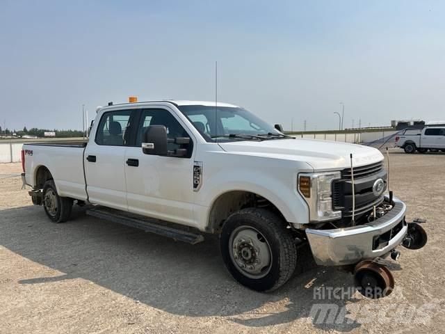 Ford F-350 Ostalo