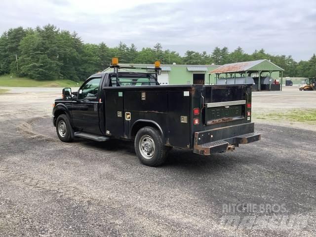 Ford F-350 Kiperi