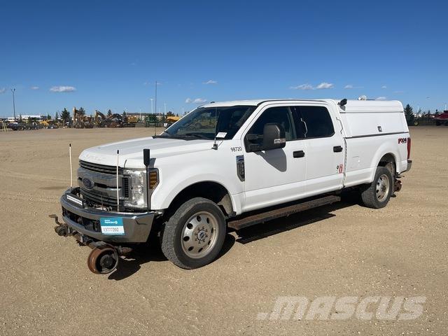 Ford F-350 Kiperi