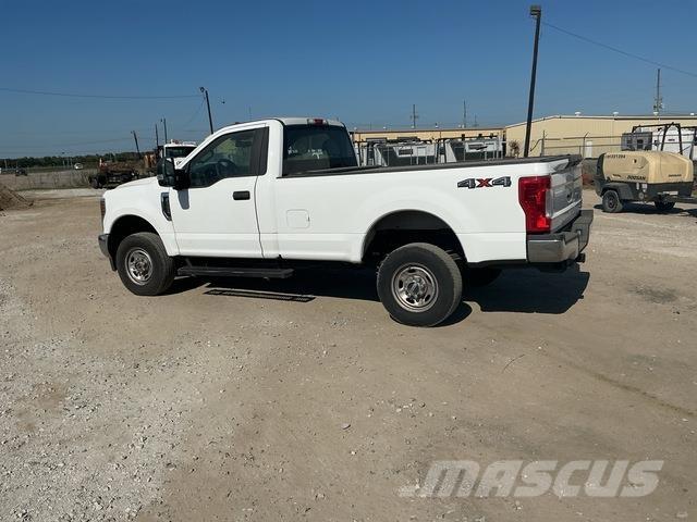 Ford F-350 Kiperi