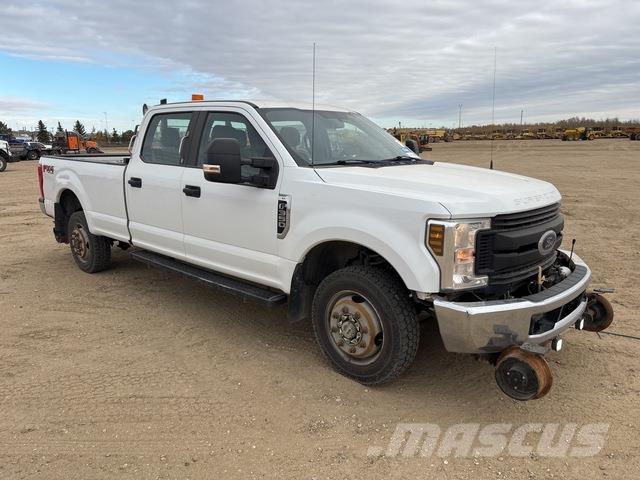 Ford F-350 Kiperi