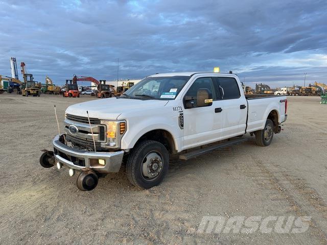 Ford F-350 Kiperi