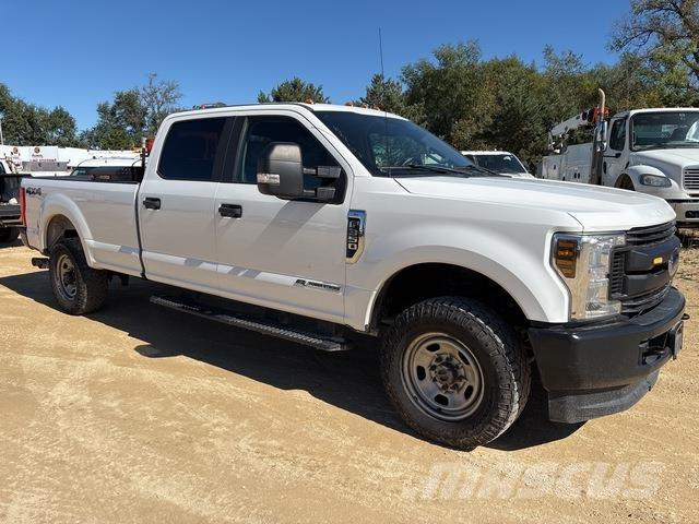 Ford F-350 Kiperi