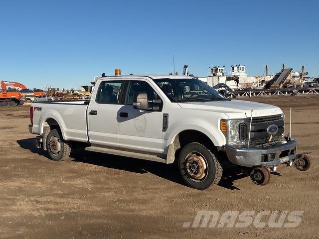 Ford F-350 Kiperi