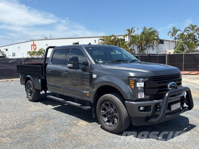 Ford F-350 Kiperi