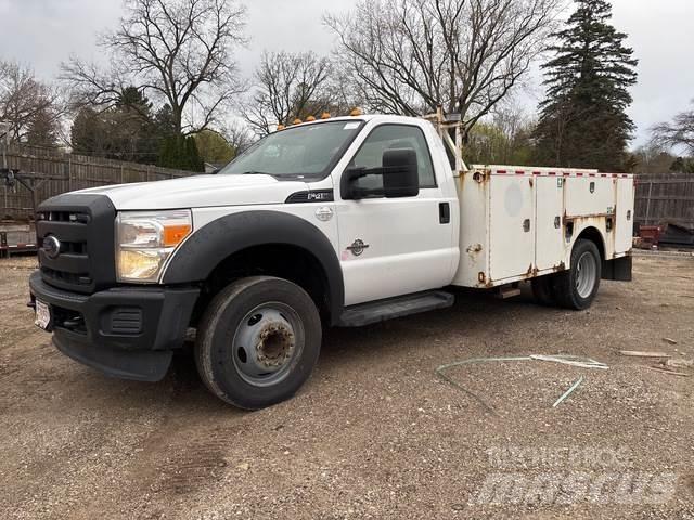 Ford F-450 Kiperi