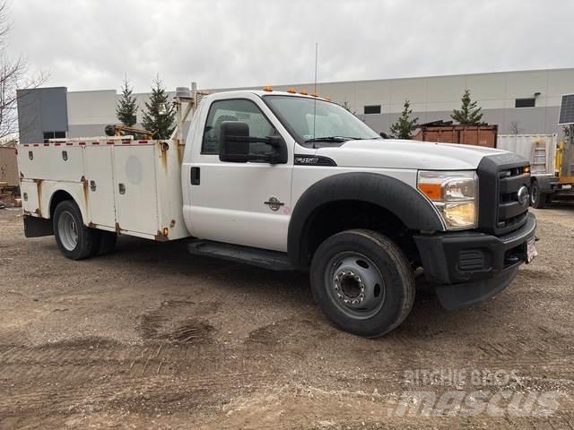 Ford F-450 Kiperi