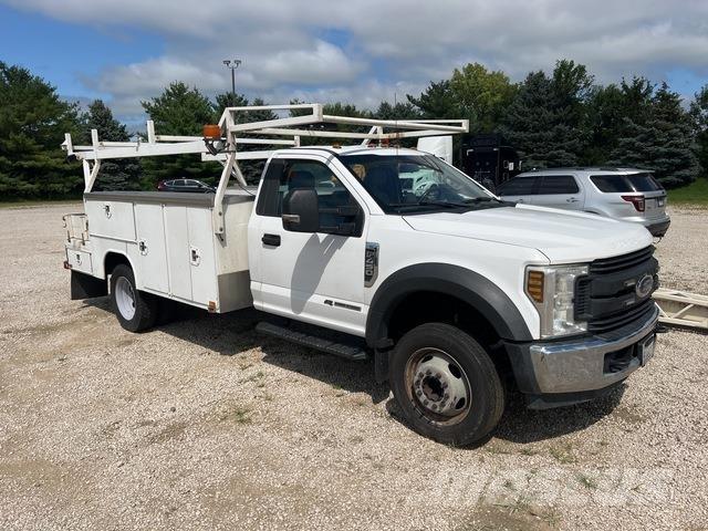 Ford F-450 Kiperi