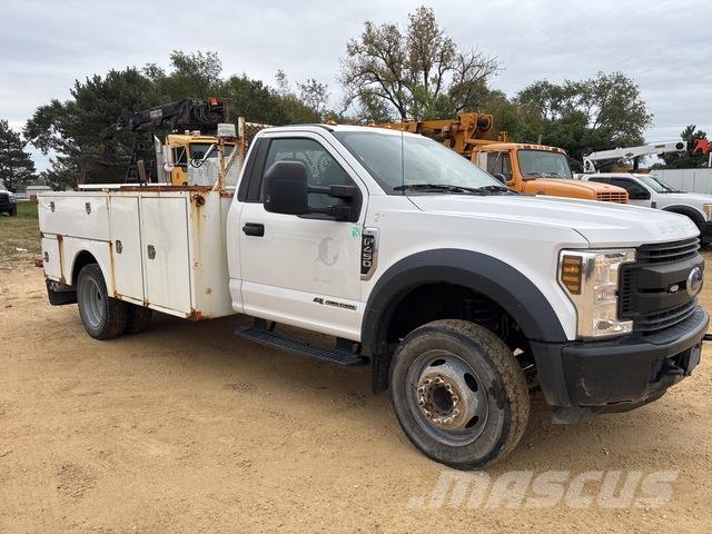 Ford F-450 Kiperi