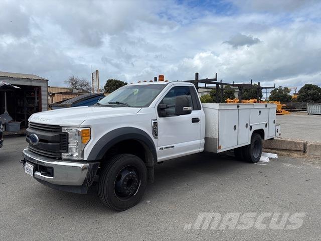 Ford F-450 Kiperi