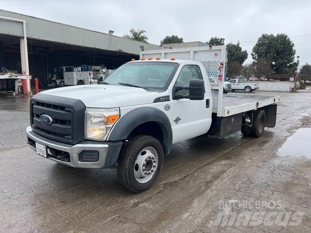 Ford F-550 Kamioni sa otvorenim sandukom