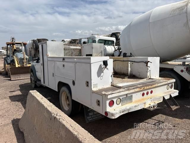 Ford F-550 Kiperi