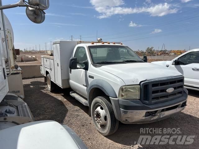 Ford F-550 Kiperi