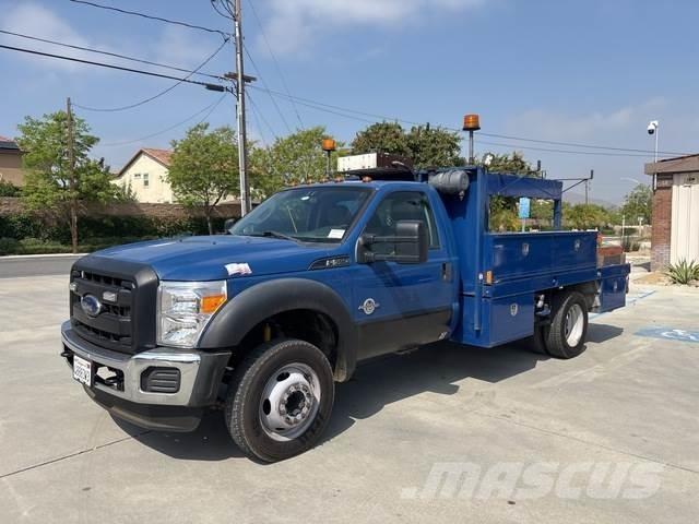 Ford F-550 Kiperi