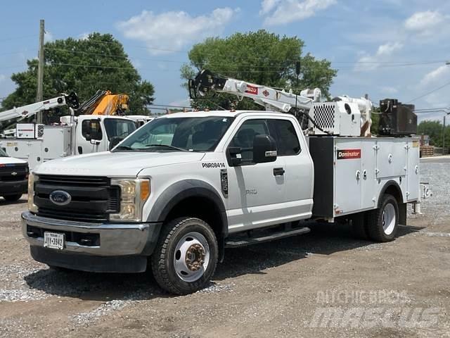 Ford F-550 Komunalna vozila
