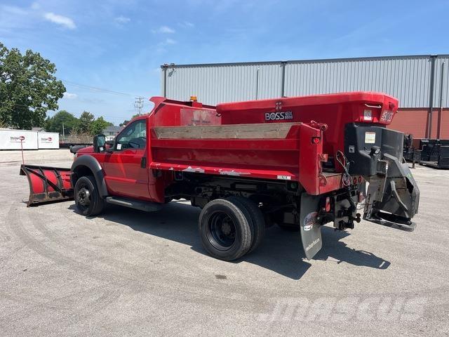 Ford F-550 Sniježne daske i  plugovi