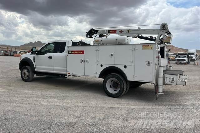 Ford F-550 Komunalna vozila