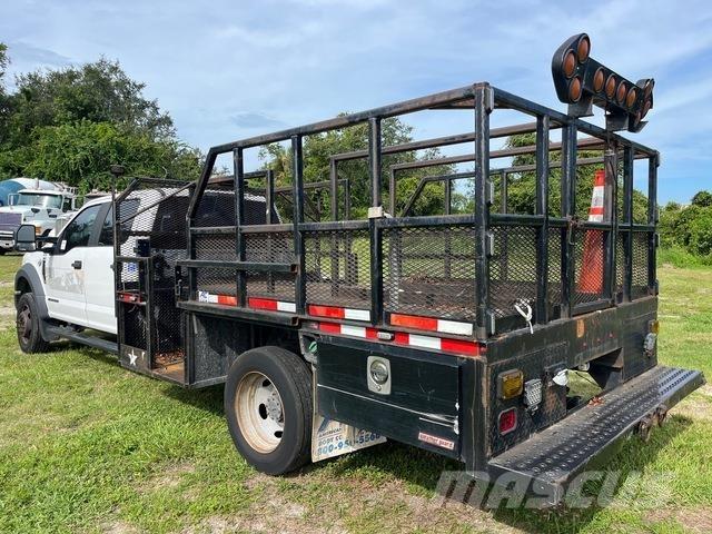 Ford F-550 Kiperi
