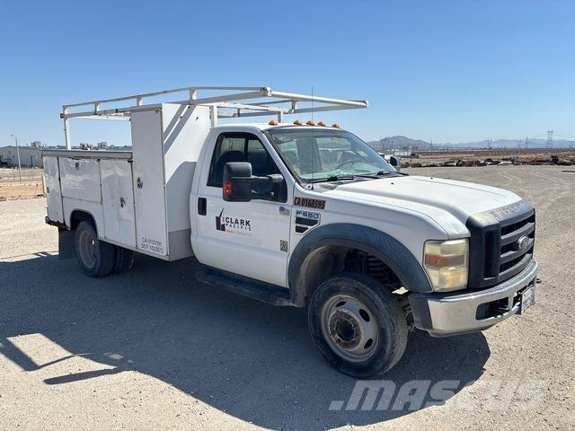 Ford F-550 Kiperi