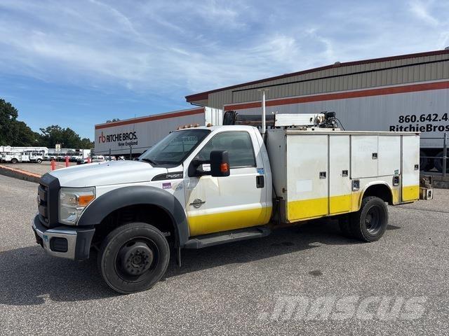 Ford F-550 Komunalna vozila