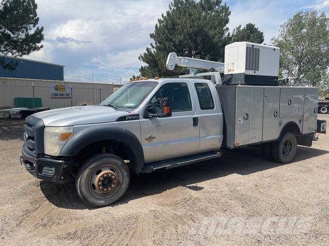 Ford F-550 Komunalna vozila