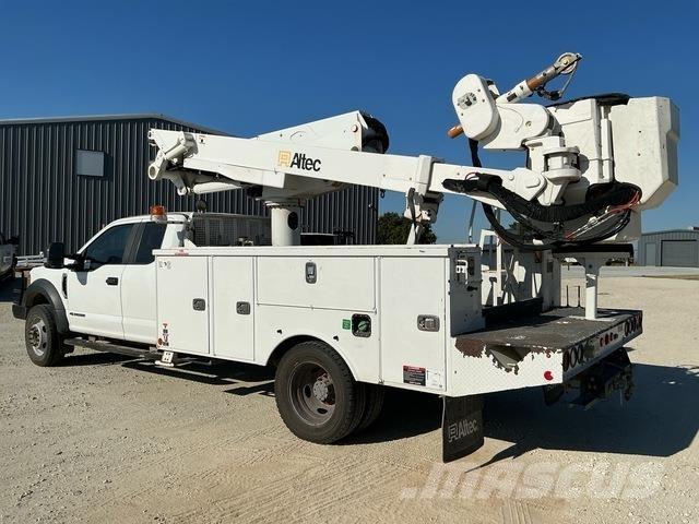Ford F-550 Auto košare