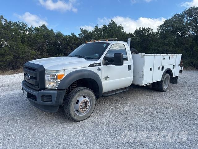 Ford F-550 Kiperi