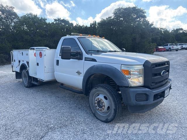 Ford F-550 Kiperi