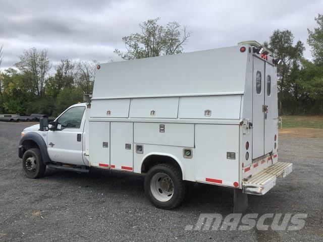 Ford F-550 Kiperi